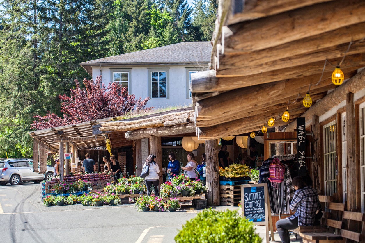 Coombs Country Market